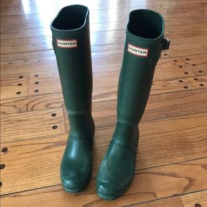Size 9 Hunter Rain Boots